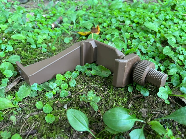 Compound bow phone mount