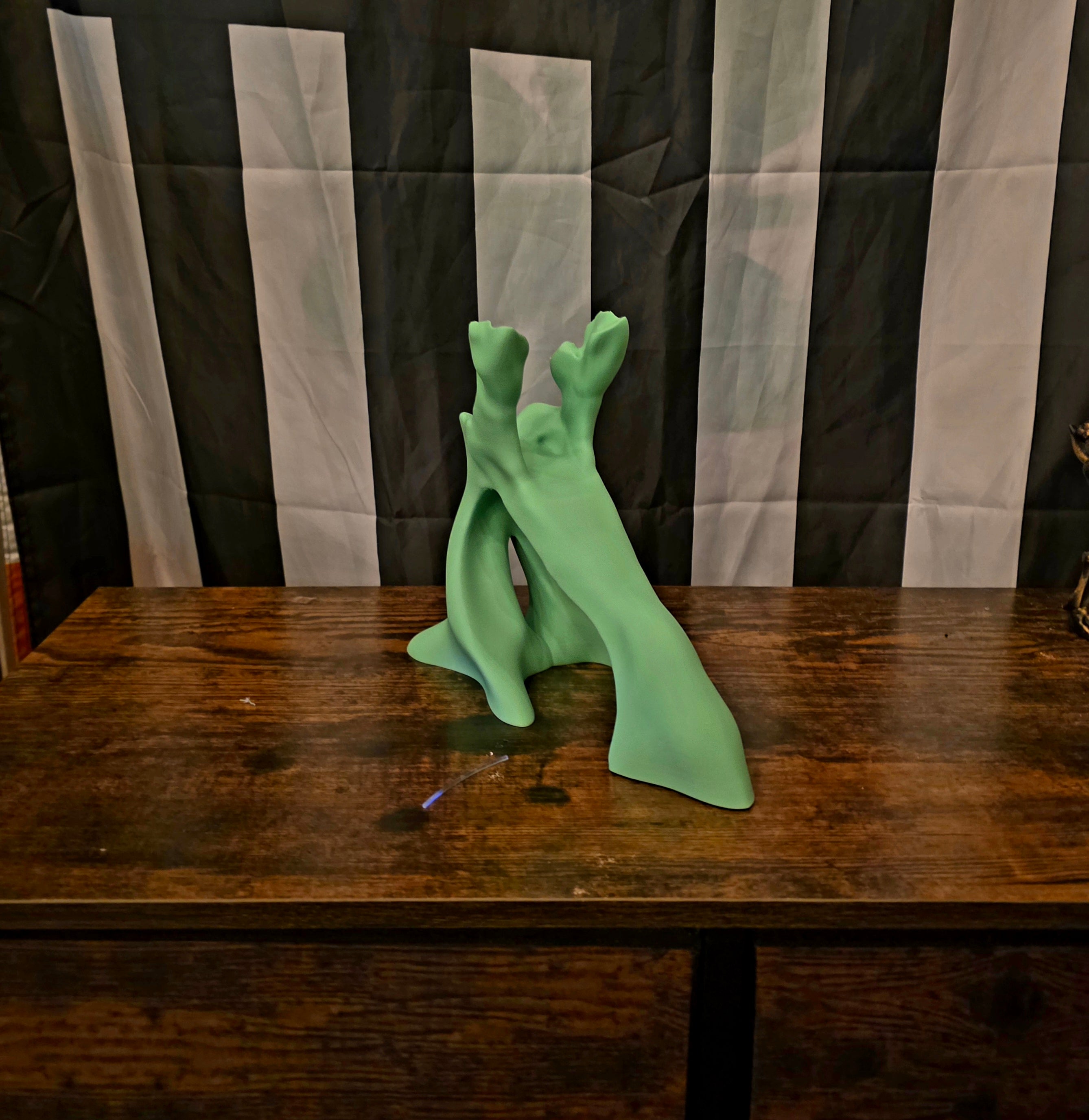 Deer Skull Desk Stand